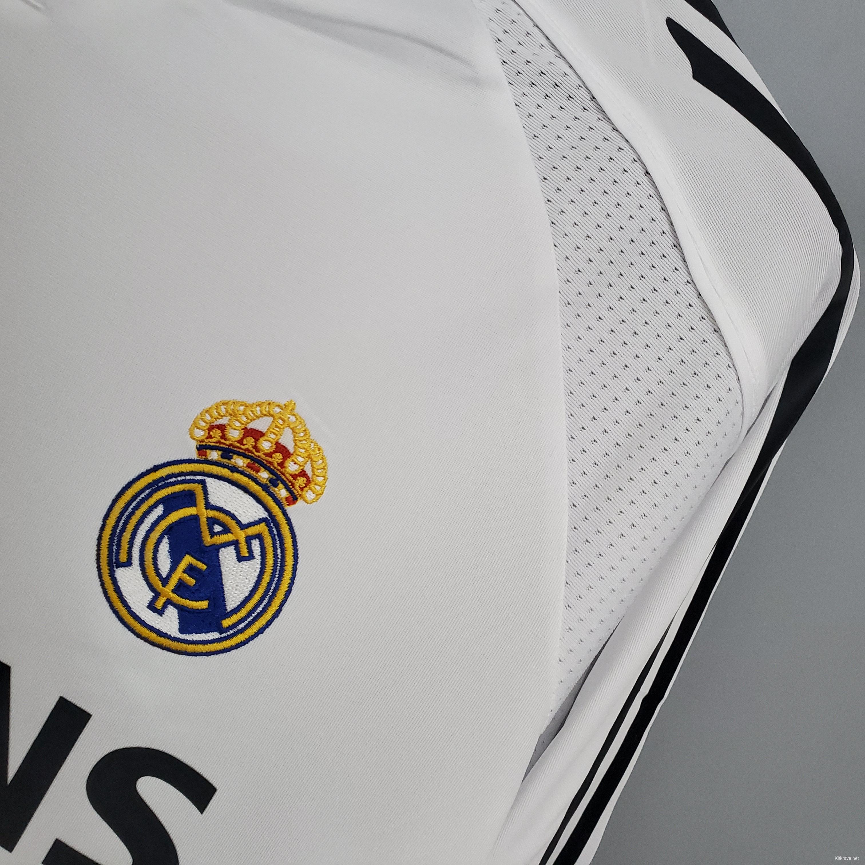 Retro long sleeve Real Madrid 05/06 home Soccer Jersey