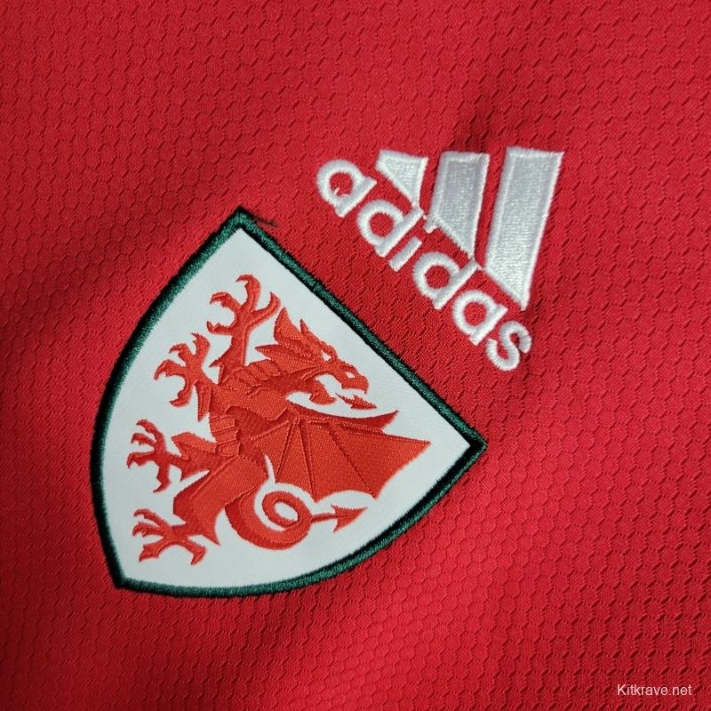 2022 Wales Home Soccer Jersey