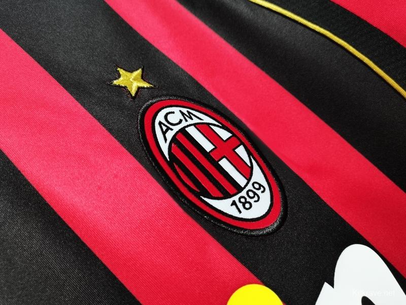 Retro 2006/07 AC Milan Home Soccer Jersey