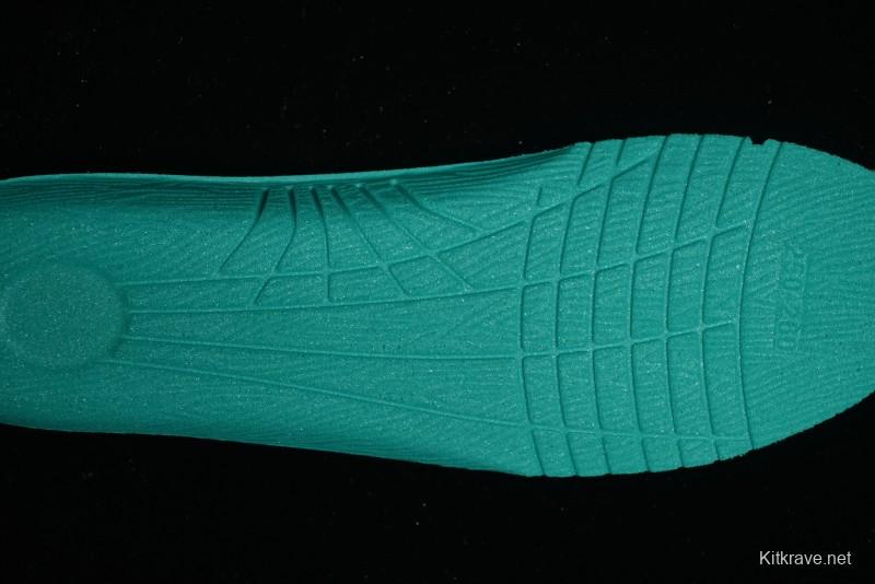 MLB Chunky Liner Basic New York Yankees Thick Sole Platform Sneakers with 6cm Height Increase - 3ASXCA12N50IVS