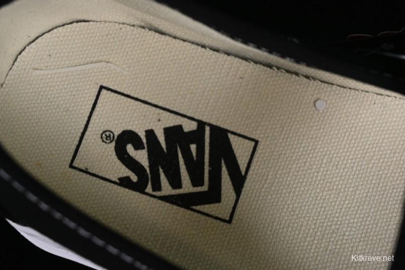 Vans Mary Jane Retro Canvas Shoes in Black - VN000CRR6BT