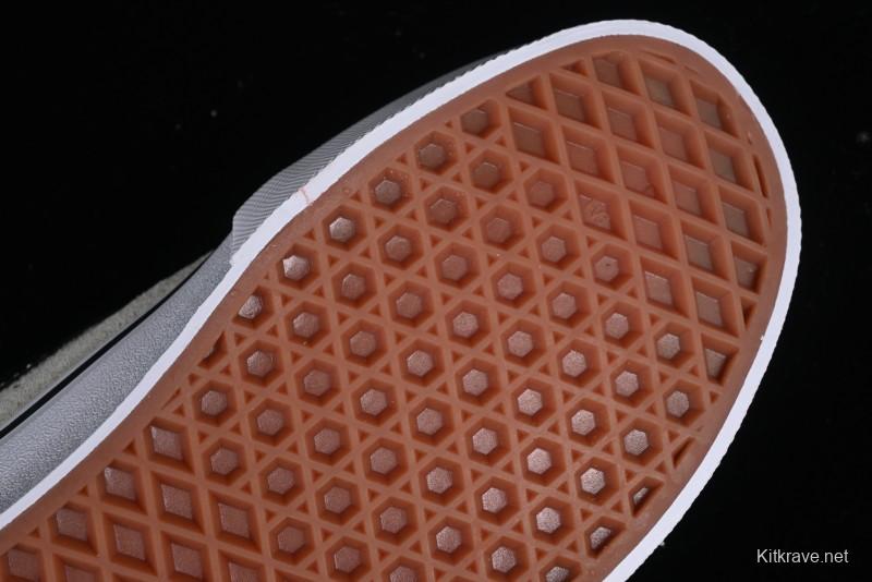 Vans Classics Knu Skool Retro Sneakers with Thick Tongue and Oversized Toe - VN0009QC02Y