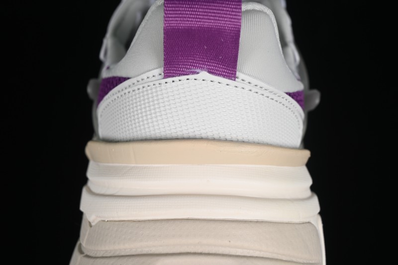 Nike Runtekk V2K Retro Low-Top Running Shoes with Cushlon Foam and Anti-Slip Design - HF4305-072
