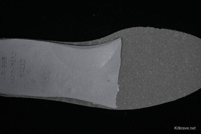 Clot x Fragment Design x Converse Custom Triple Collaboration Low-Top Sneakers with Distressed Black Silk and Brier Pattern - A10925C