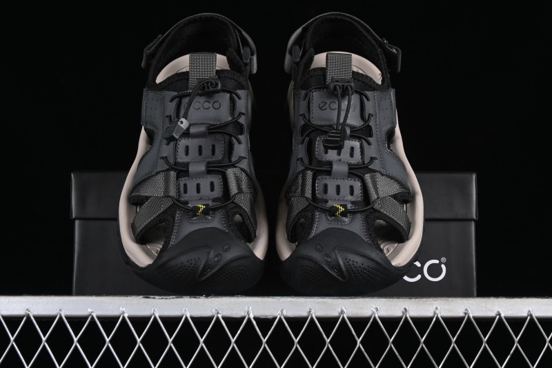 ECCO New Terrain Series Outdoor Closed-Toe Sandals Water Shoes with Breathable Design - 63890301002