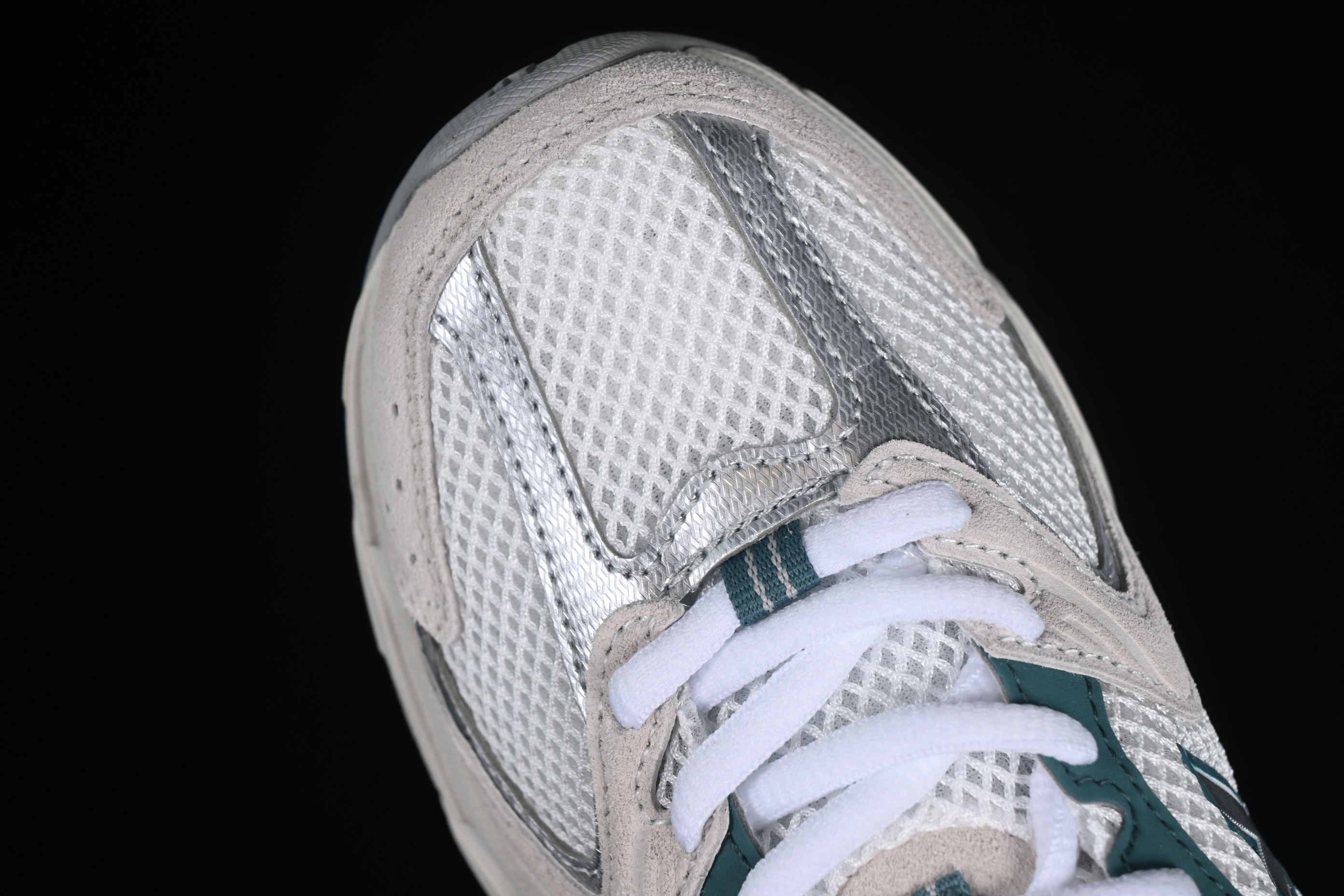 New Balance 530 Series Leather Distressed Retro Casual Running Shoes - MR530QA