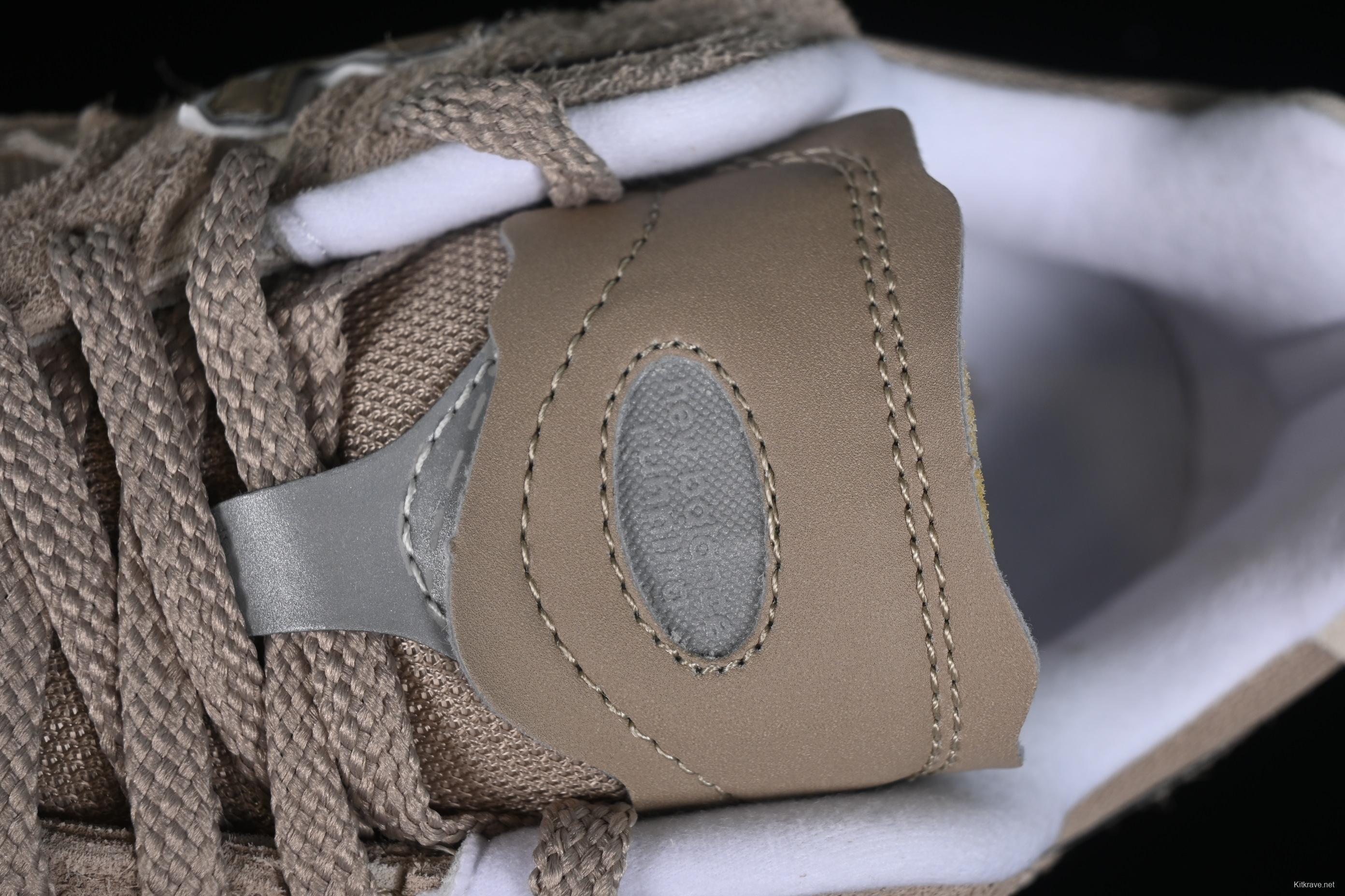 New Balance 2002 Series Retro Casual Running Shoes with Upgraded N-ERGY Cushion - M2002RDL