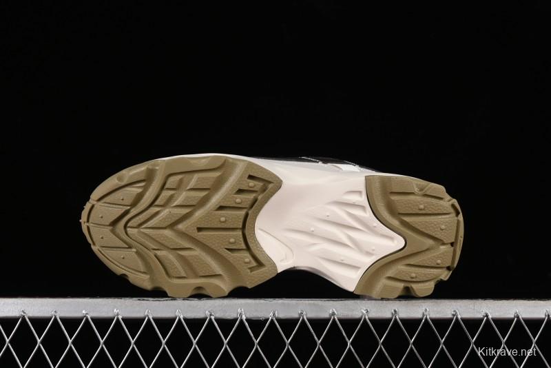 Nike TC 7900 Retro Dad Shoes with Reflective Swoosh and Cushioned Sole - DD9682-003