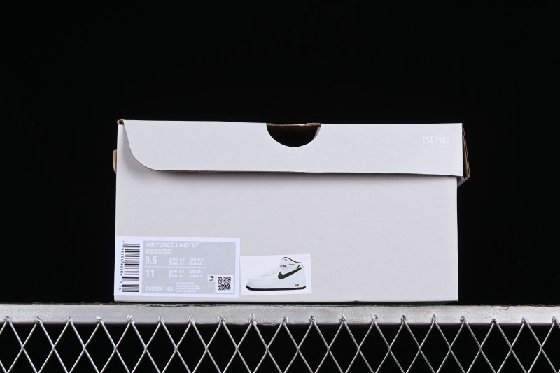 Nike Air Force 1 '07 Mid Casual Sneakers in White/Black - DV0806-101