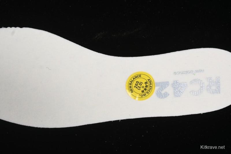 New Balance RC42 Series Retro Football Training Casual Sneakers - URC42EB