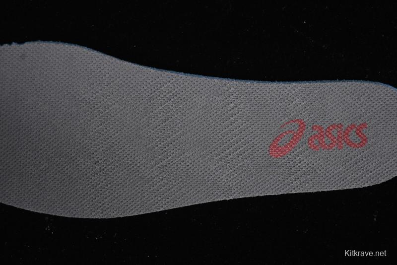 Asics Gel-Kahana Tr V4 Running Shoes with FF BLAST PLUS Cushioning Technology - 1203A585-100