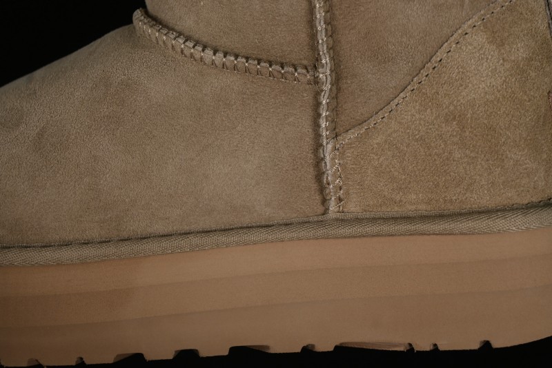UGG Classic Ultra Mini Platform 3CM Wool Short Boots with TREADLITE Technology - 1135092