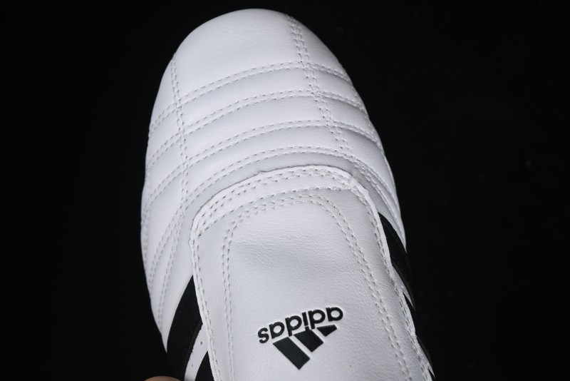 Adidas Originals Taekwondo JQ4774 Low-Top Training Shoes for Comfortable Non-Slip Workouts