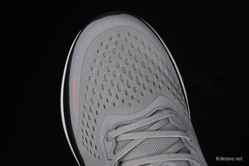 Nike Air Alphazoom Lightweight Breathable Running Shoes with Cushioning - FD2722-012