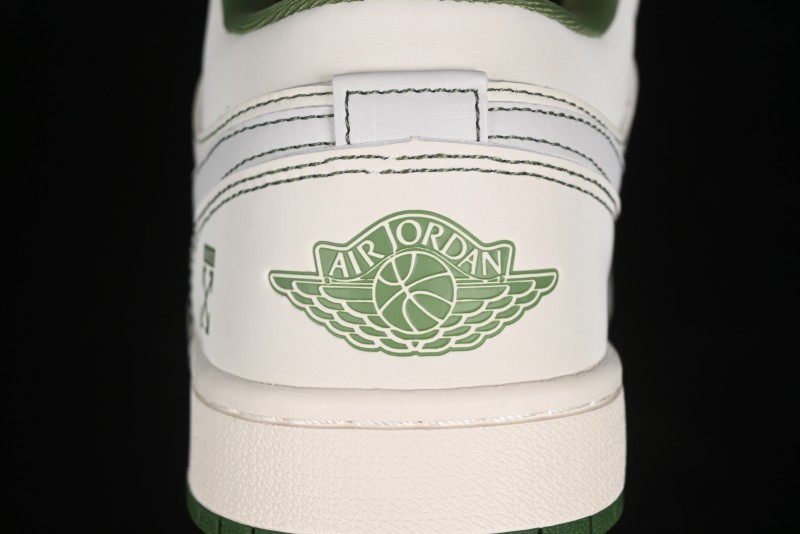 Nike Air Jordan 1 Low OFF-WHITE Collaboration - Retro Basketball Shoes with Beige Green Stitching - CF3688-021