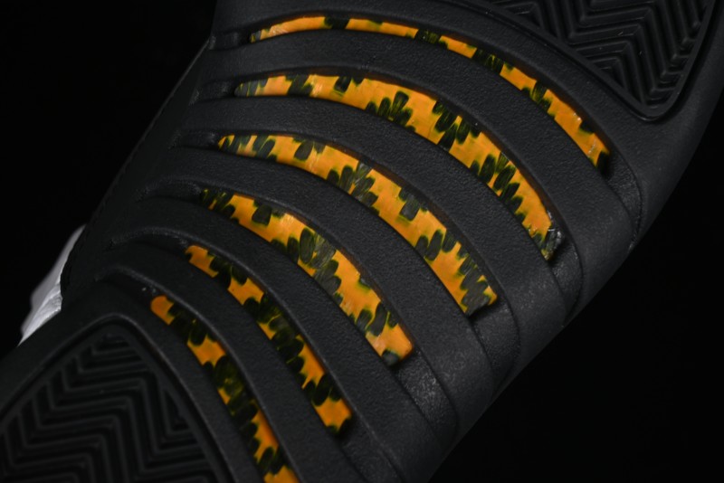 Nike Air Jordan 12 Retro Basketball Shoes with High-Grade Carbon Plate - 130690-125