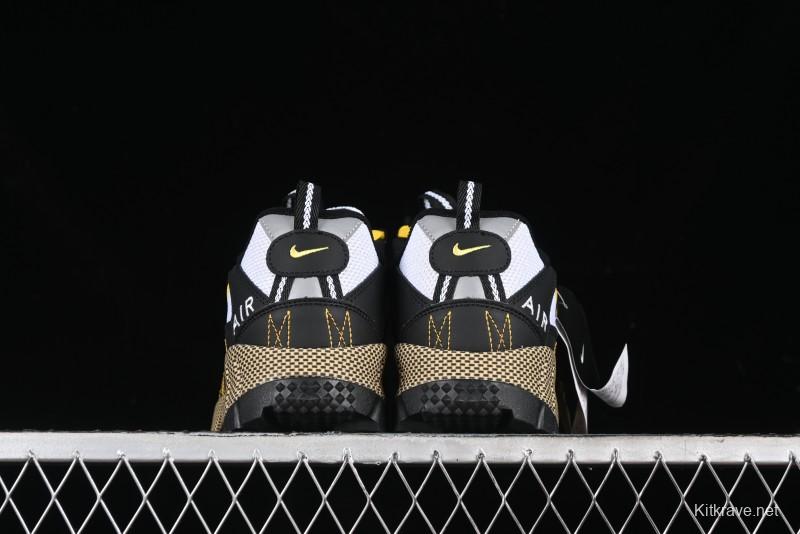 Nike Air Humara Retro Trail Running Shoes with 1990s Outdoor Style - AJ1102-001