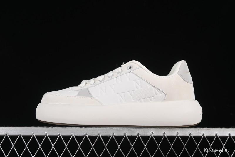 MLB Chunky Classic Base New York Yankees Lightweight Platform Casual Sneakers - 3ASXBMN4N50GRL