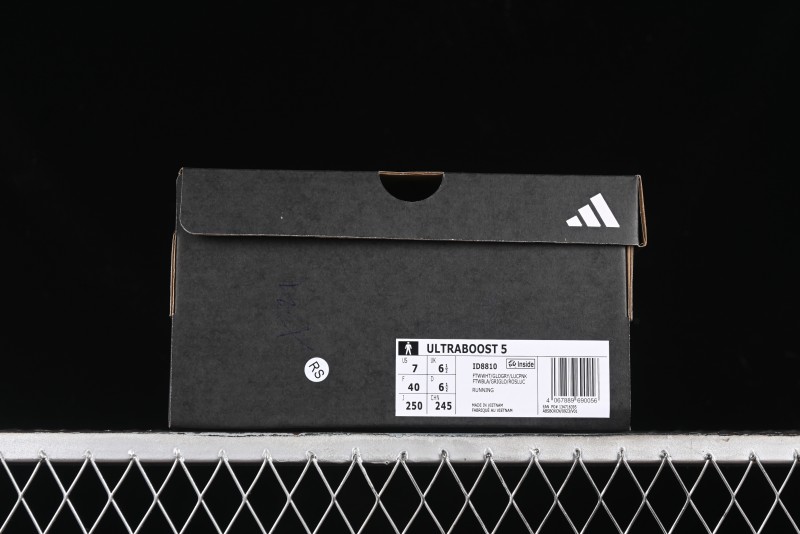 Adidas Ultraboost 5 ID8810 Running Shoes with Boost Cushioning - ID8810