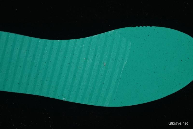 Nike Air Jordan 4 Remastered AJ4 Retro Sneakers in White Green with Gum Sole - FQ7939-103