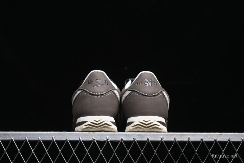 Nike Classic Cortez Leather Retro Running Shoes - FQ8144-237