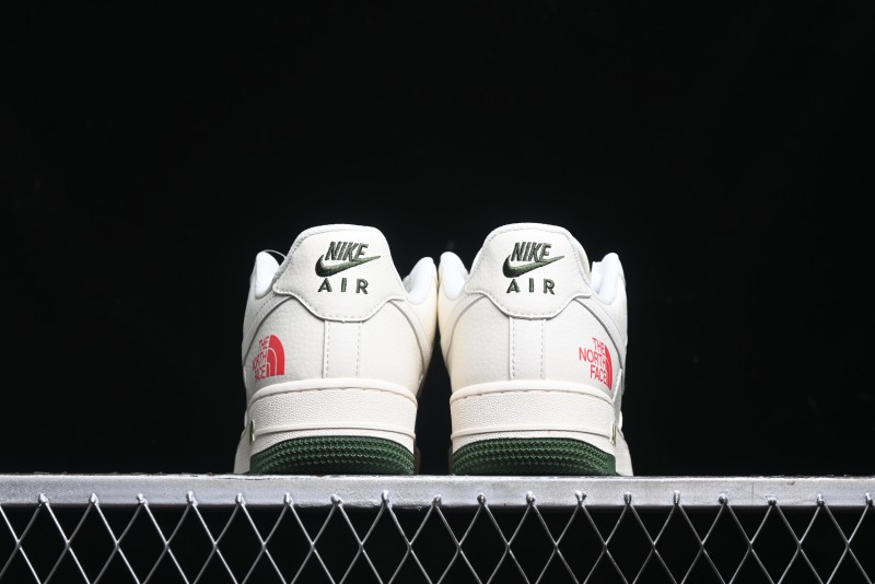 Nike Air Force 1 '07 Low The North Face Collaboration - Beige Red Green Color Block Low-Top Casual Sneakers - XZ6188-011