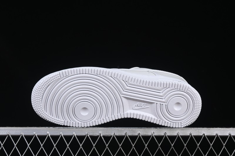 Nike Air Force 1'07 Low Casual Sneakers with Full-Length Air Cushion - IB1406-111