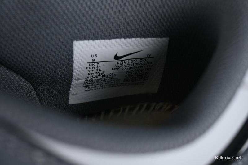 Nike Dunk Low SB Skateboarding Shoes in White Blue Grey - FB9109-001