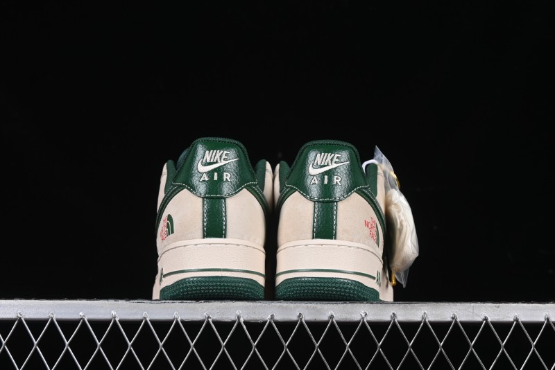 Nike Air Force 1 '07 Low The North Face Collaboration Green Snake Scale Casual Sneakers - DM6688-015