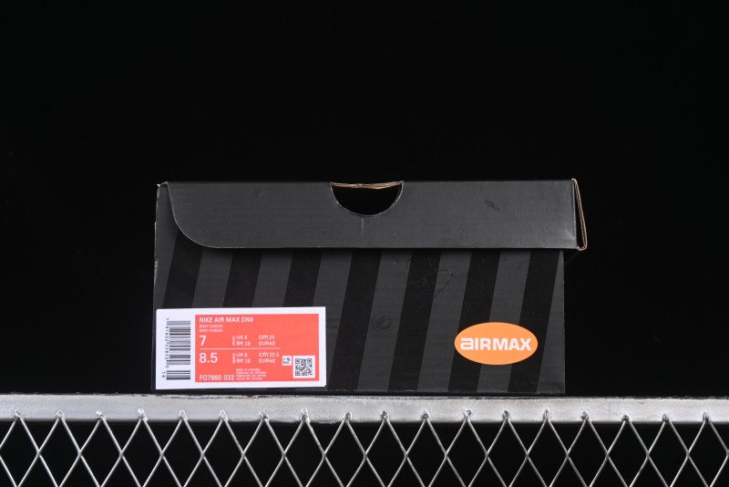 Nike Air Max Dn8 Running Shoes with Full-Length Dynamic Air Cushion for Enhanced Comfort - FQ7860-032
