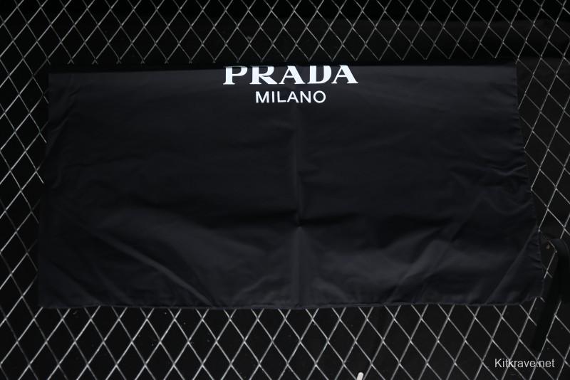 Prada Cloudbust Air Thunder Lifestyle Low-Top Sneakers with Anti-Slip and Wear-Resistant Design - 2EG293