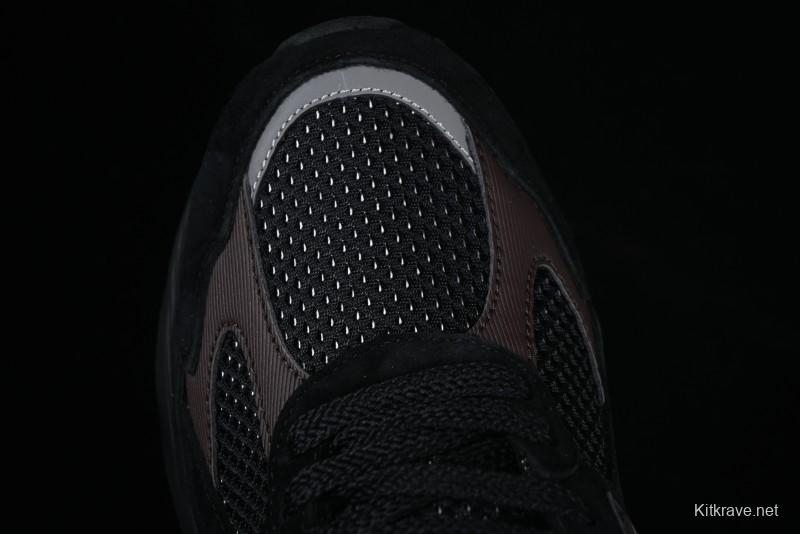 New Balance 2010 Series Retro Casual Running Shoes with Soft Suede and Nylon Mesh - M2010RN