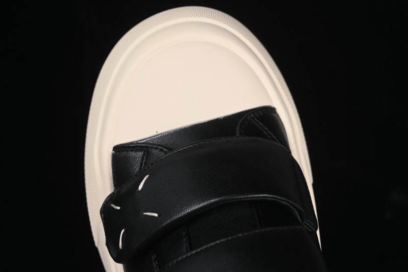 GG-CC Star Same Style Platform Sneakers with Hook and Loop Closure - G23Y6906