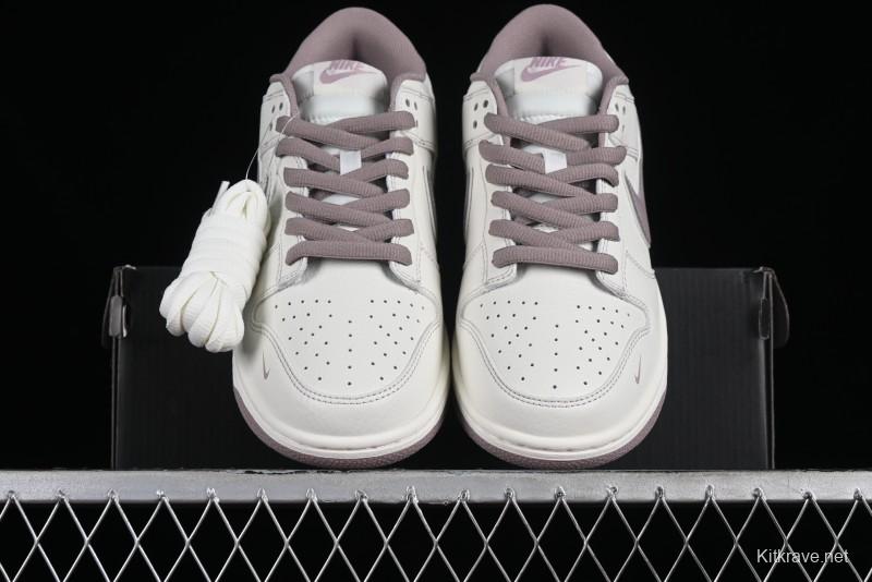 Nike Supreme SB Dunk Low Custom High-End Casual Skateboarding Shoes with Light Pink Colorway - RM2308-331