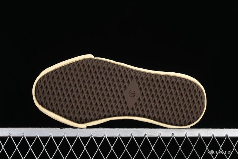 Wayne Original Sole Leather Low Sneaker with Deconstructed Ice Cream Sole - W.E5