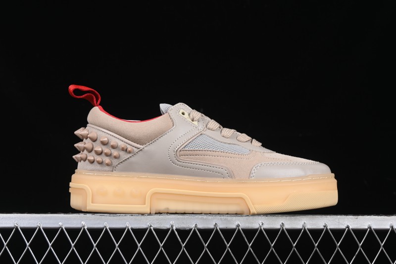 Christian Louboutin Funnyto Flat Comfortable Fashion Low Top Sneakers in Taupe - X.D4