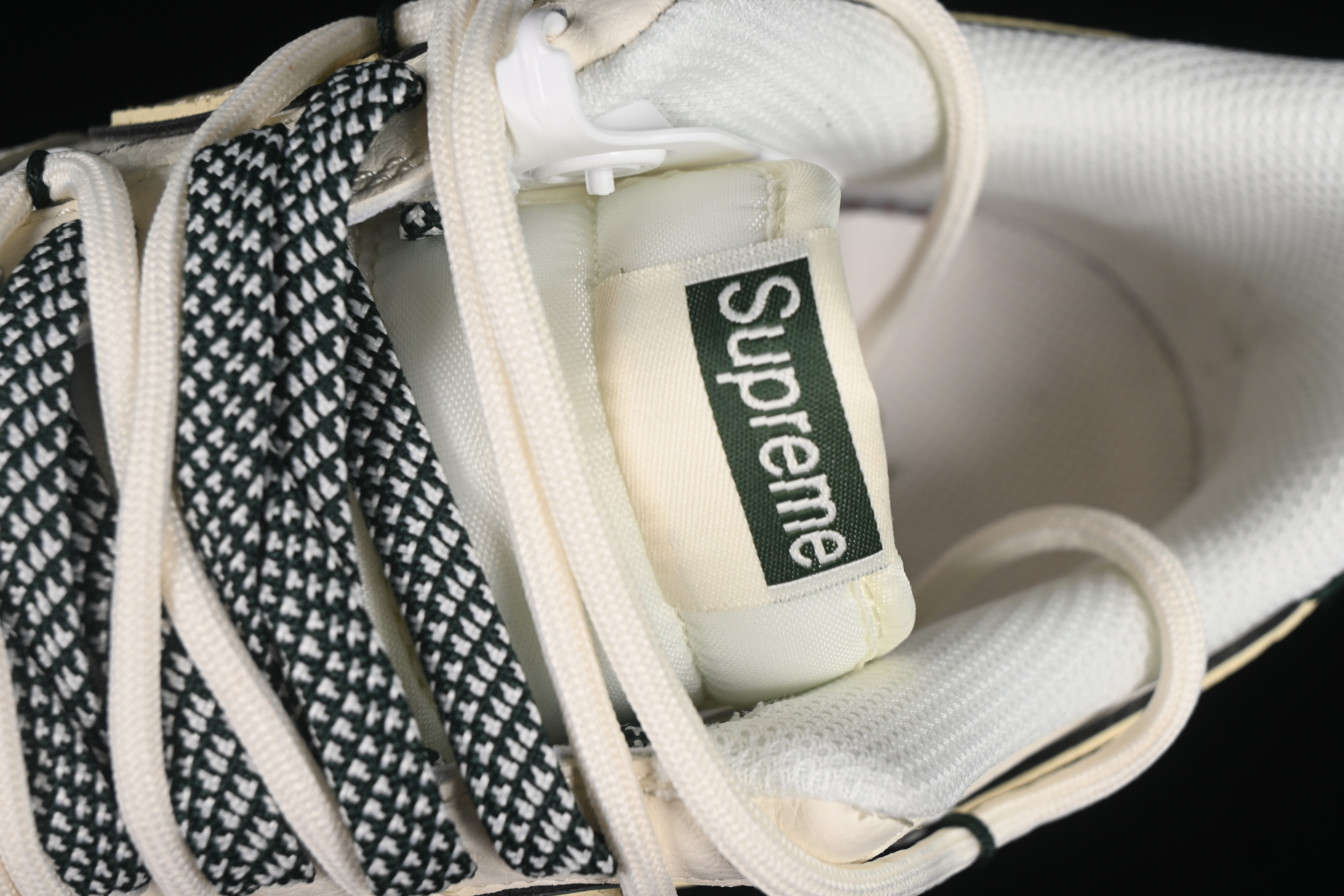 Nike Air Force 1 '07 Low Supreme Casual Sneakers with Custom Leather and Full-Length Air Cushion - DM6868-057