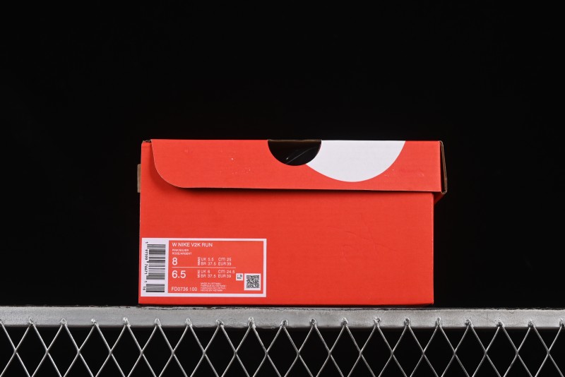 Nike Runtekk Run Retro Low-Top Running Shoes with Cushlon Foam and Anti-Slip Design - FD0736-100
