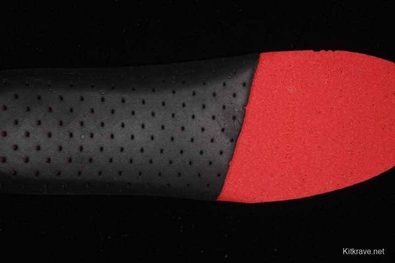 Stone Island Grime Panelled Low-Top Lifestyle Sneakers - 79FWS0303