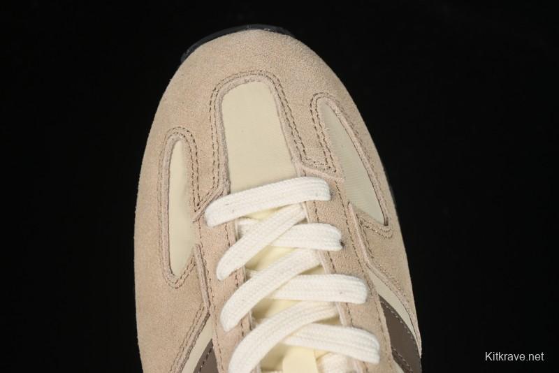 New Balance 471 Series Fabric and Leather Casual Lifestyle Shoes - U471AI