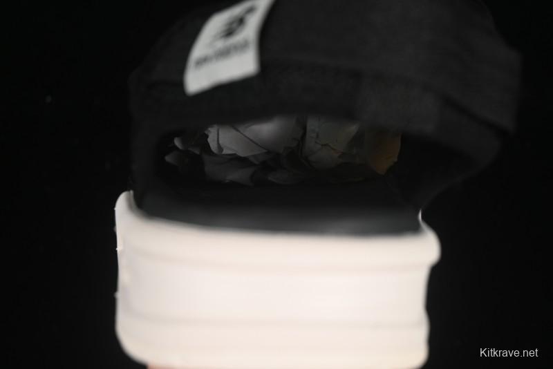 New Balance Summer Retro Sandals SDL3206K with High-Frequency Soft Sole and Elastic Strap