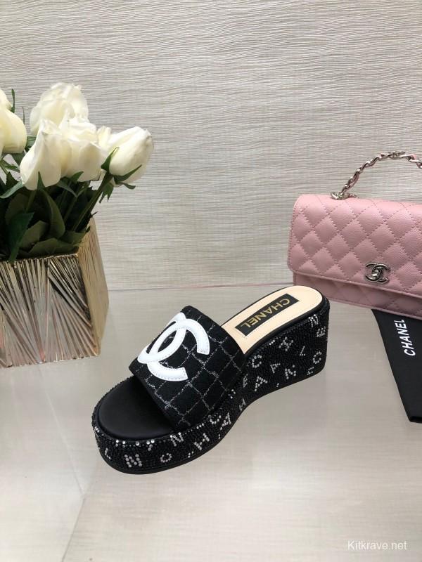 2025 Women Chanel Black Fabric Wedge Platform Slippers LY00320