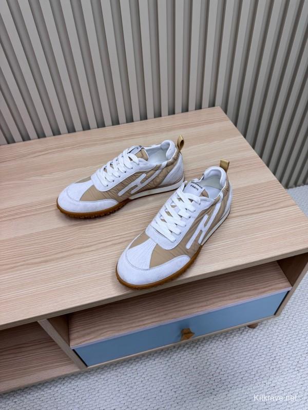 2025 Unisex Hermès White Beige Suede Down Fabric Sneakers Top Version KFY00300