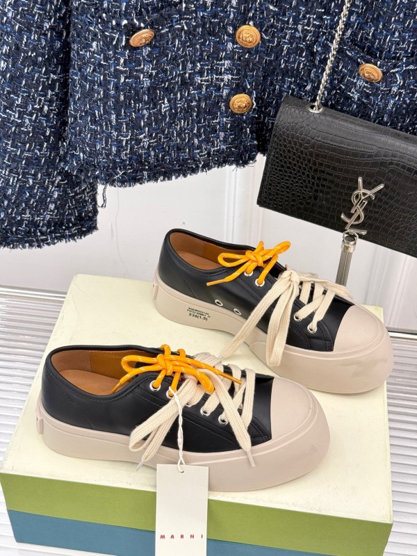 2025 Women Marni Black Leather Platform Sneakers With Contrast Laces LY00360(F)