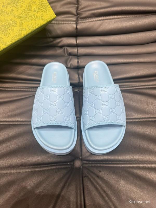 2024 Slippers Gucci Light Blue Leather Slippers MJ00200