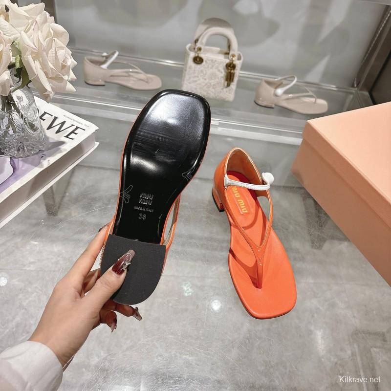 2025 Women Miu Miu Orange Patent Leather T-strap Sandals With Square Toe KFY00289(F)