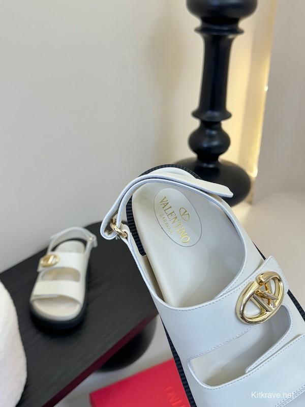 2025 Women Valentino White Leather Sandals V Buckle KFY00320