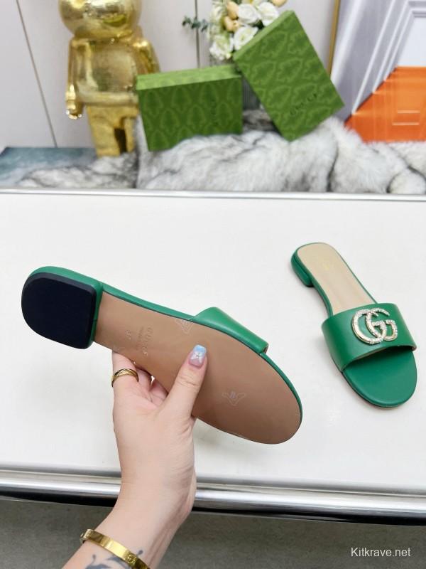 2025 Women Gucci Green Leather Flat Heel Slippers Double G Buckle MJ00190