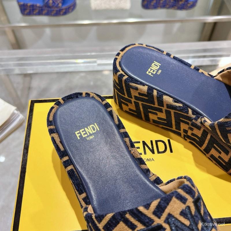 2025 Fendi Navy Beige Jacquard Fabric Platform Slippers