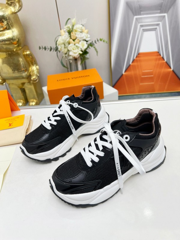 2025 Unisex Louis Vuitton Black White Mesh Leather Sneakers Monogram LY00340